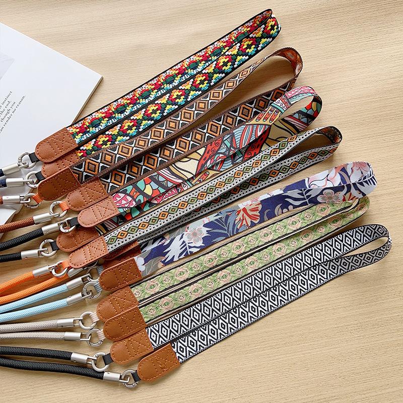 Close-up of the retro woven jacquard webbing patterns on the Y026 lanyard